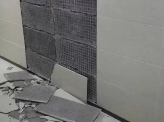 蔡甸瓷砖空鼓维修公司分享下蔡甸墙砖松动维修的知识